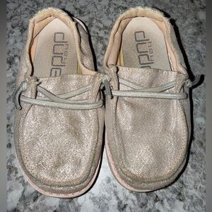 Hey Dude Toddler Girls size 8 sparkling silver pink slip on shoes